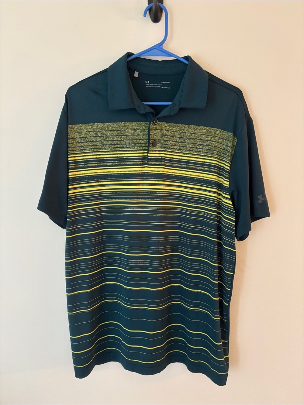 Under Armour Men’s Dark Green Polo with Yellow Stripes